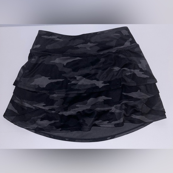 Athleta Girl‎ Camo Lux Swing Skort - L/12 - Picture 1 of 7
